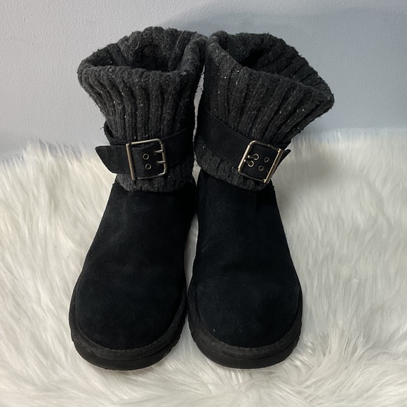 UGG Australia Cambridge Boots Black Suede - Picture 2 of 11